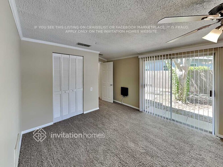 Building Photo - 2310 Sandrala Dr