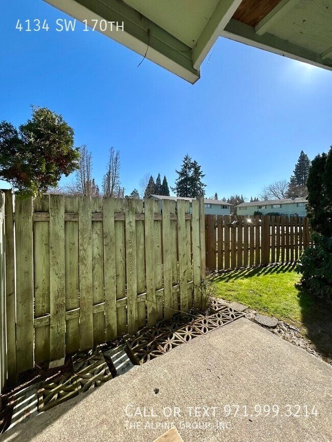Building Photo - 4134 SW 170th Ave