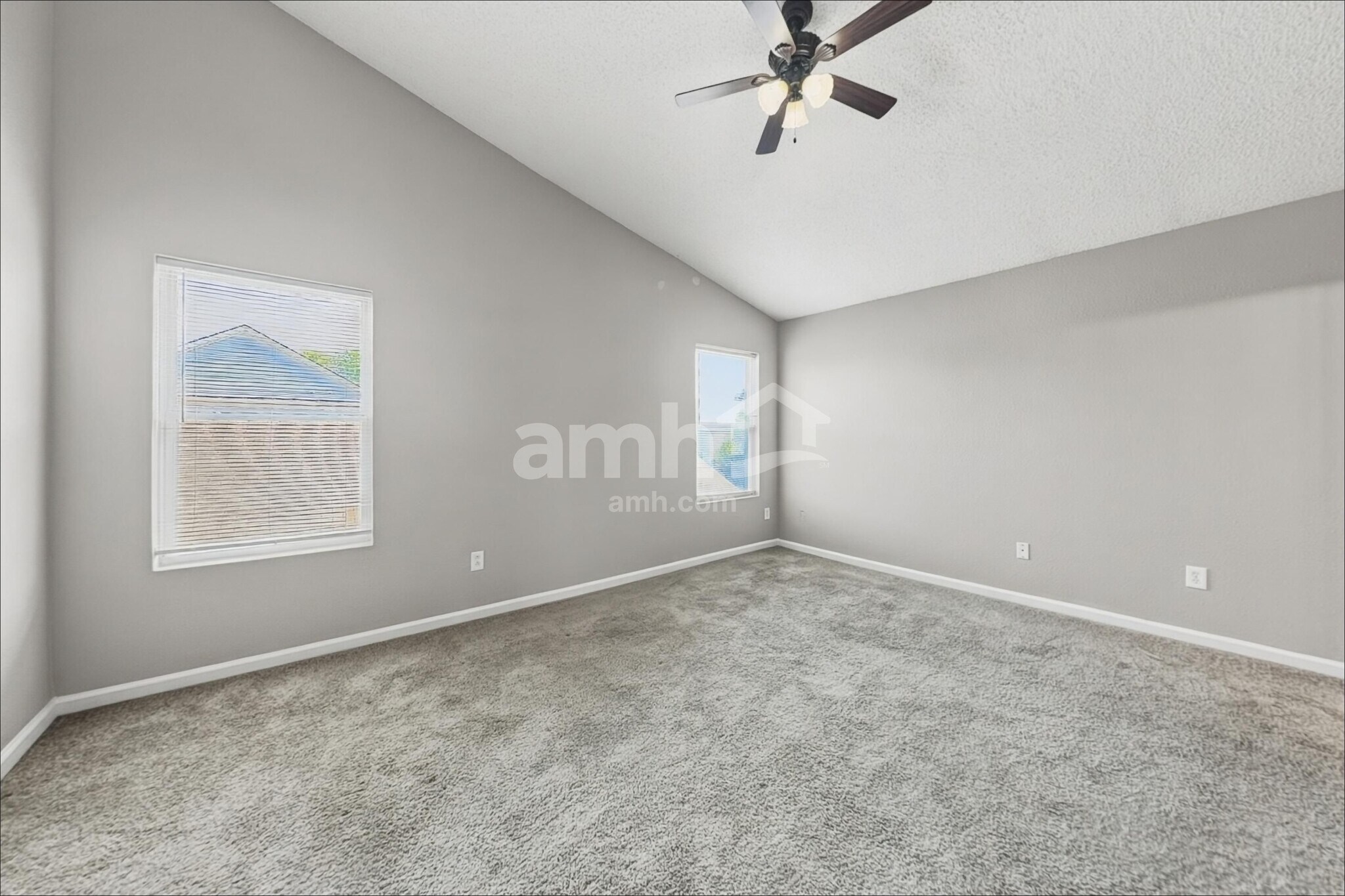 Building Photo - 19486 Prairie Crossing Dr