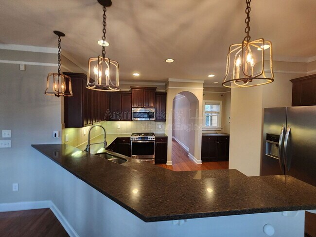 Building Photo - 2681 Oak Village Trail