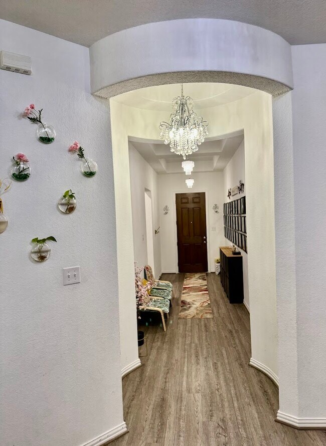 Building Photo - 1609 Harrongton Wy