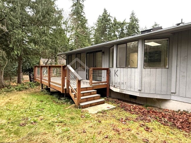 Building Photo - Forest-View 2 Bedroom on Oak Bay Road, Port Hadlock