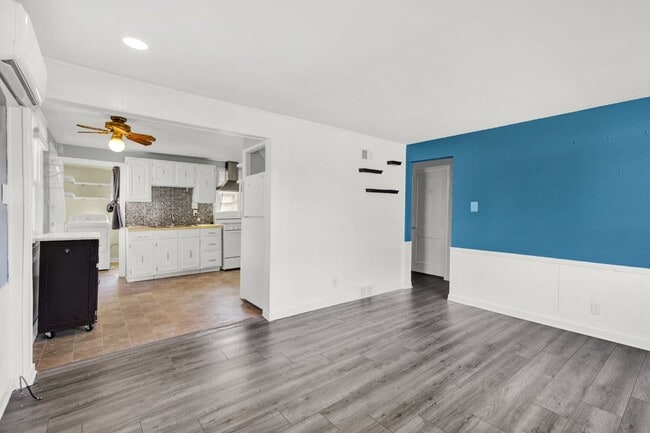 Building Photo - Welcome to this charming 1,005-square-foot home in Lancaster, PA!