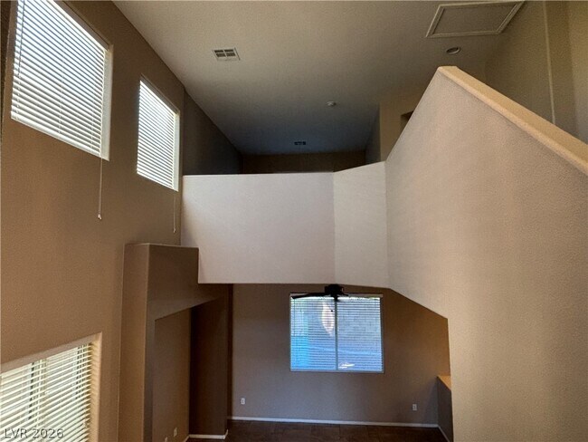 Building Photo - 9012 Vintage Wine Ave