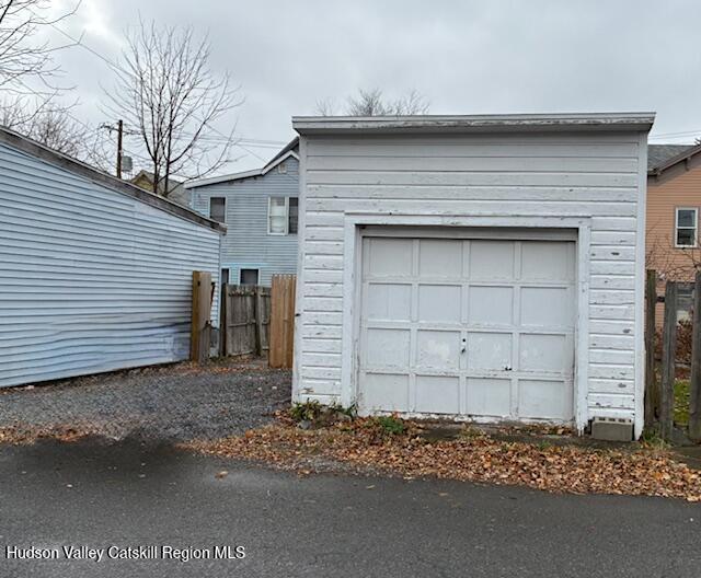 Building Photo - 246 Allen St