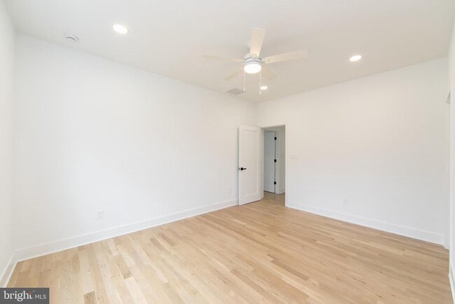 Building Photo - 371 Kresson Rd