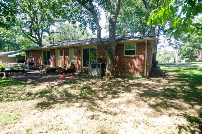 Building Photo - 3601 Hobbs Rd