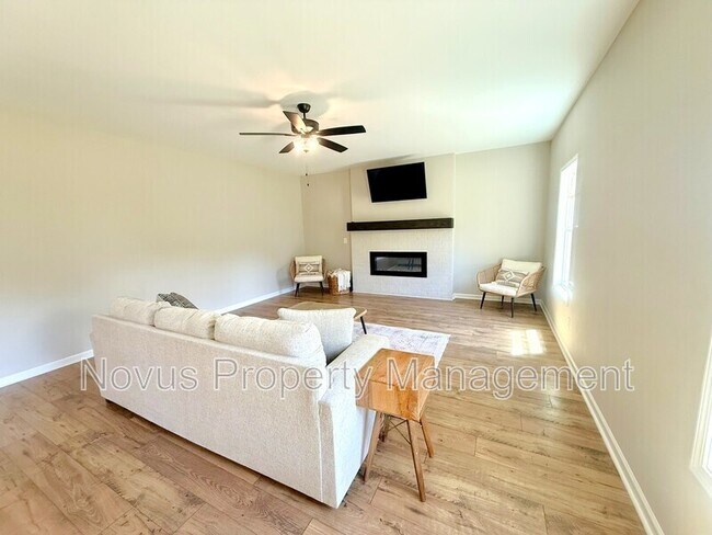 Building Photo - 148 Cedar Pk Wy