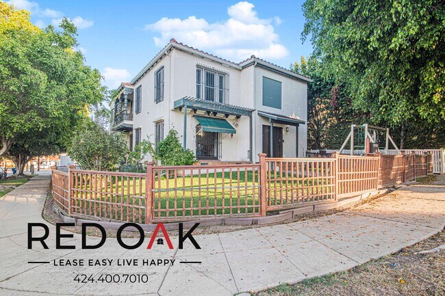 Building Photo - 1700 Livonia Ave