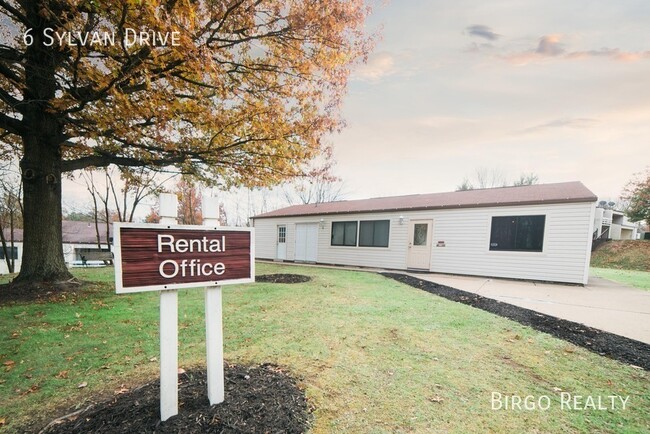 Building Photo - Warm up next to the fire in this 2 bedroom...