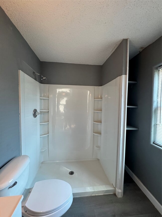 Building Photo - 1747 5th St