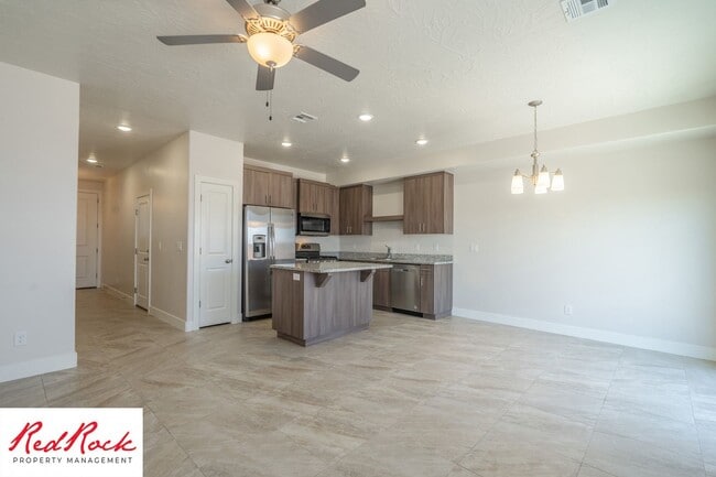 Building Photo - 1005 Tortoise Rock Dr