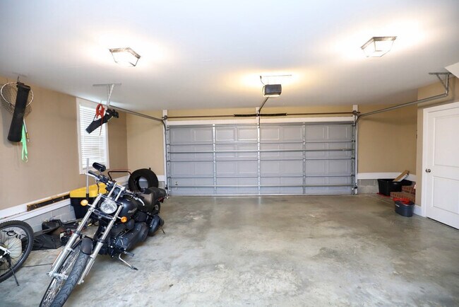 Building Photo - 1280 Winyah St