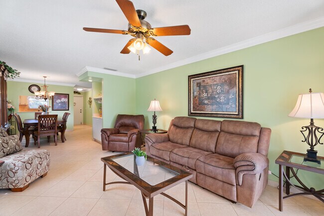 Primary Photo - 2600 SE Ocean Blvd