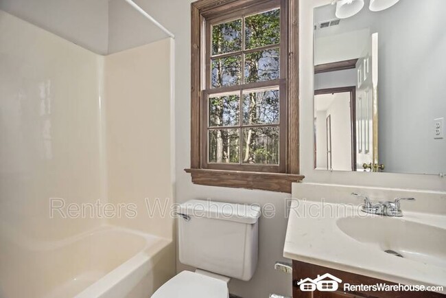 Building Photo - 4401 E Heritage Woods Ct