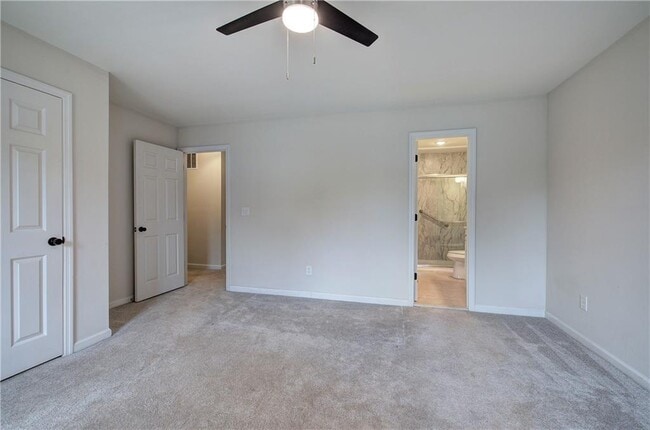 Building Photo - 1028 Windy Oaks Ct