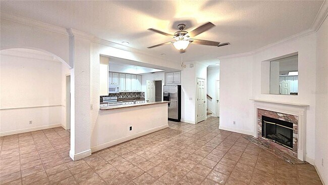 Building Photo - 381 1st Ave SW