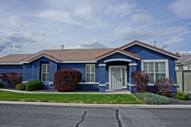 Building Photo - 10591 Iron Point Cir