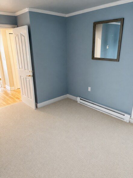 Bedroom - 2016 Pacific Ave