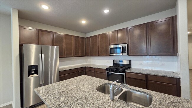 Building Photo - 803 Cypress Smt Rd