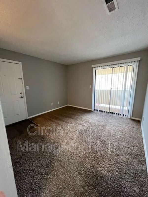Building Photo - 4017 Hunters Ridge Dr SW