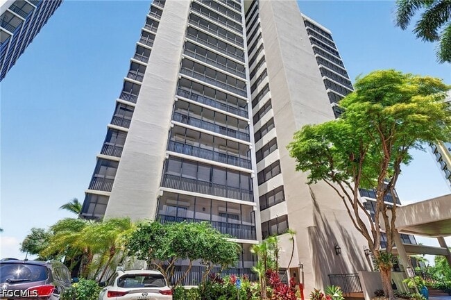 Building Photo - 1900 Virginia Ave