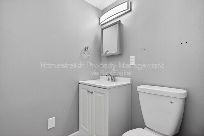 Building Photo - 9625 Theodosia Ave