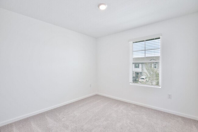 Building Photo - Brand New 3/2.5 Modern Townhome with 1 Car...