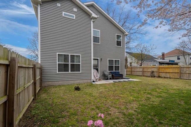Building Photo - 9300 Buckman Ave
