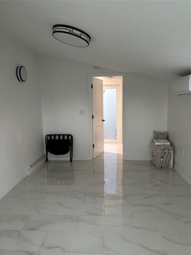 Building Photo - 2816 NW 7th St