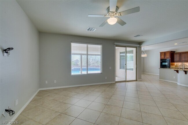 Building Photo - 2609 Chateau Clermont St