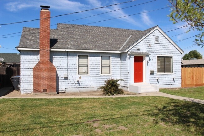 Building Photo - South Ave Turlock