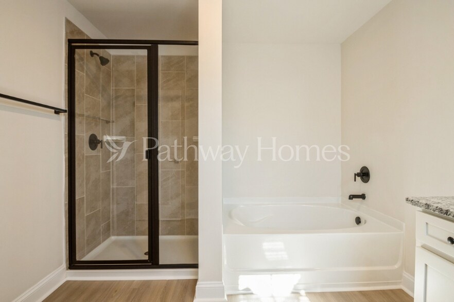 Building Photo - 118 Wembury Ln