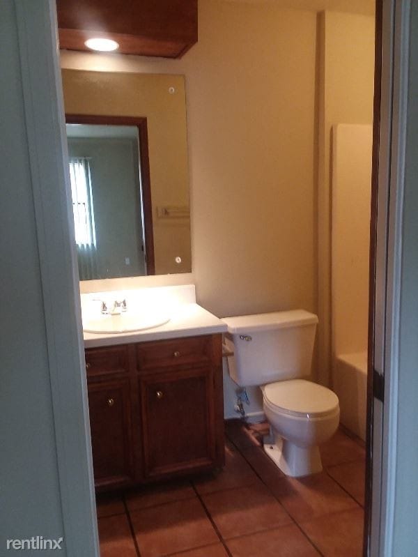 Building Photo - 2 br, 2 bath Townhome - 135 Colony Sq