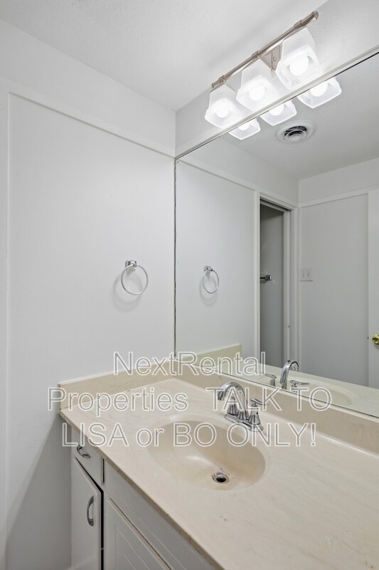 Building Photo - 4750 Old Canton Rd