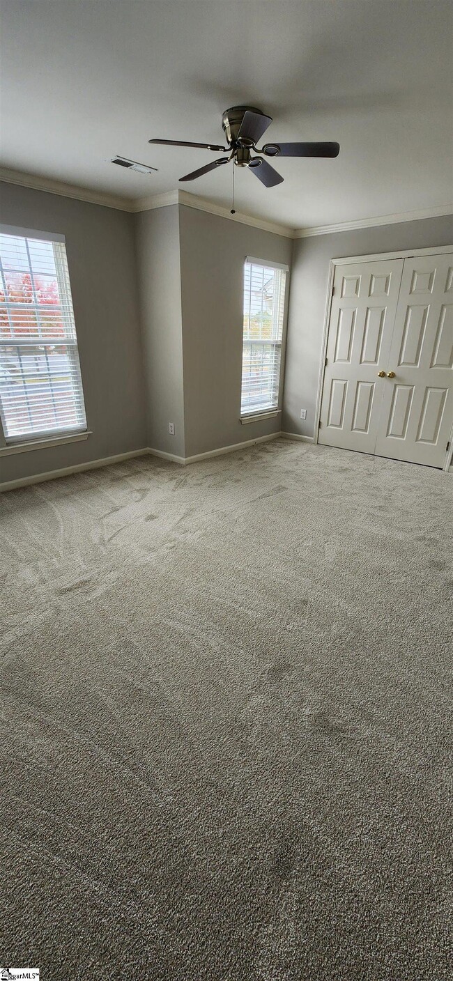 Building Photo - 32 Spring Crossing Cir