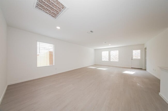 Building Photo - 9108 SW 20th St