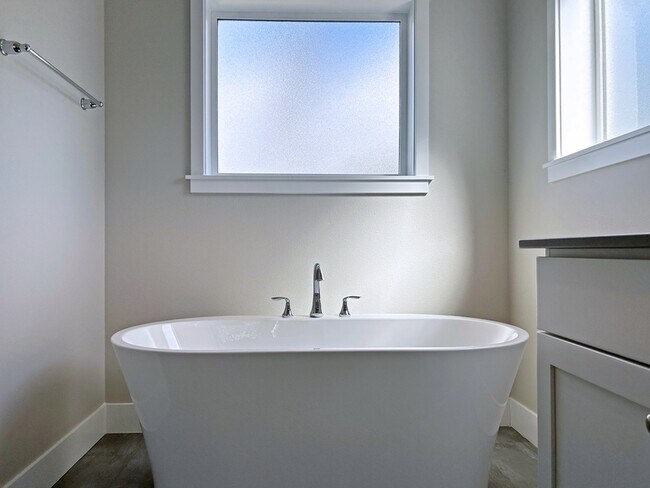 Building Photo - 3740 Rockcress Rd