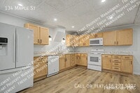 Building Photo - 134 Maple St