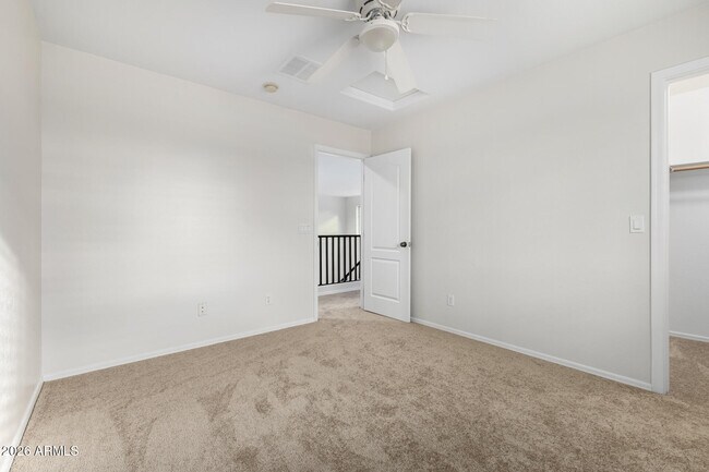 Building Photo - 10046 W Veliana Way