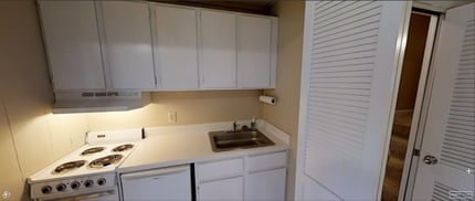 Building Photo - 1515 Cumberland Rd