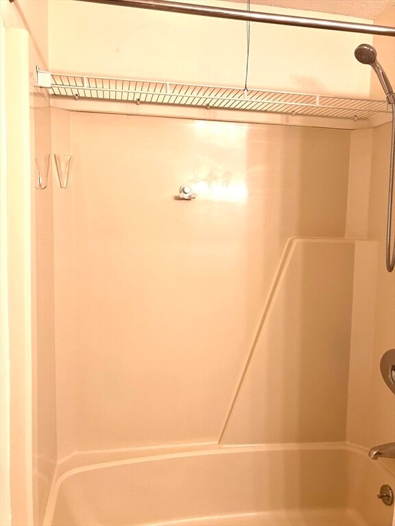 Building Photo - 50 S Common St