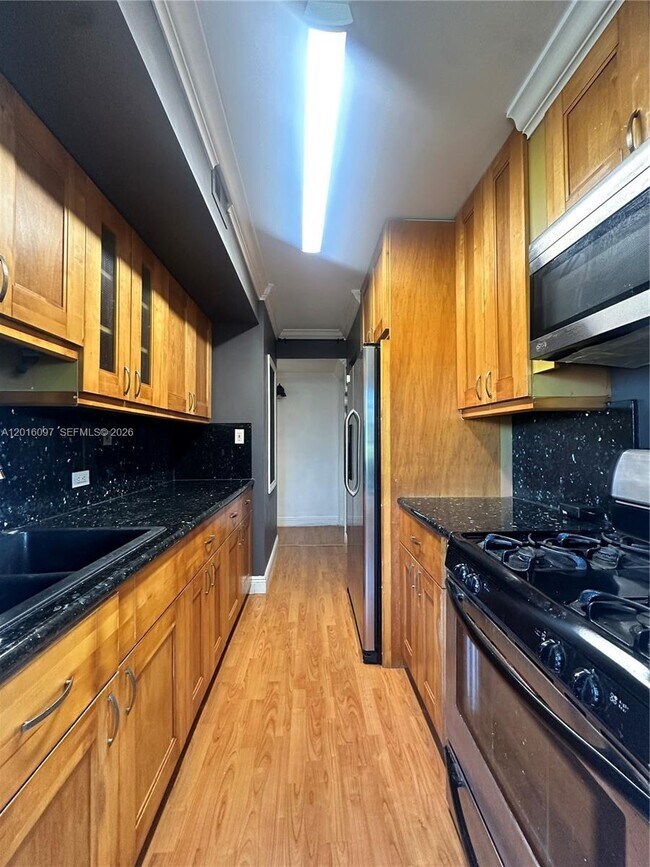 Building Photo - 15340 SW 106th Terrace