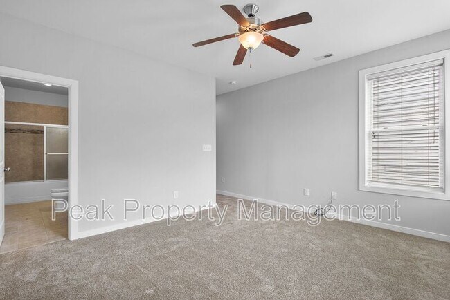 Building Photo - 2104 E Broad St