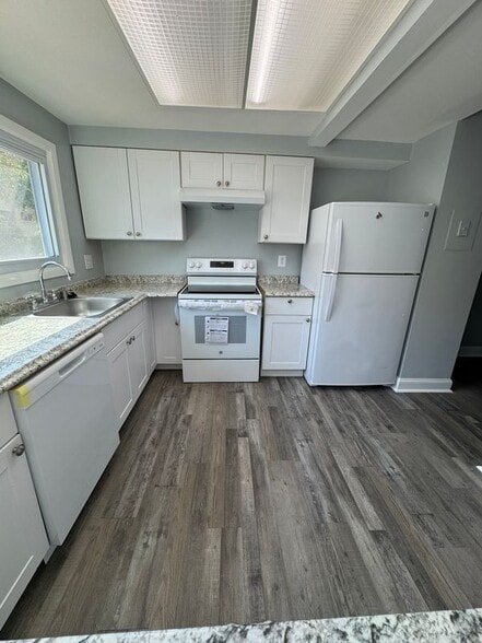 Building Photo - 13386 Hungerford Pl