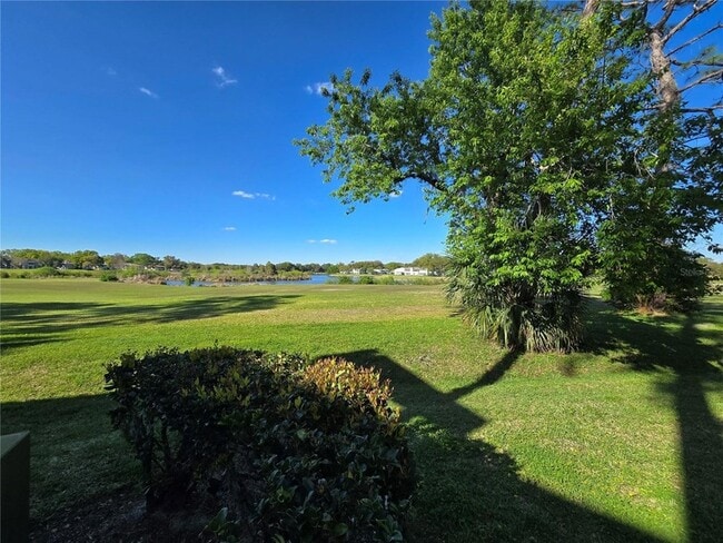 Building Photo - 582 Fairways Cir