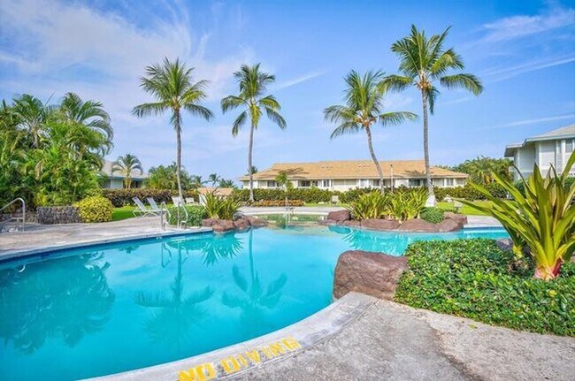 Building Photo - 3-Bedroom, 2-Bath Condo for Rent – Alii Lani Townhomes
