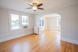 Building Photo - 1337 Randolph Ave