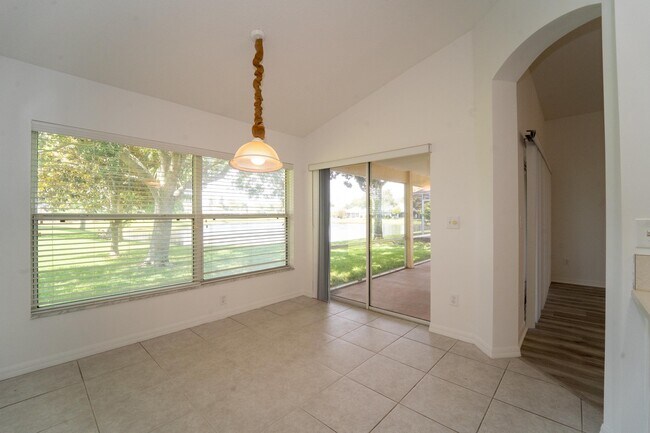 Building Photo - 957 Windward Way