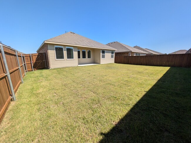 Building Photo - 325 Texas Trl